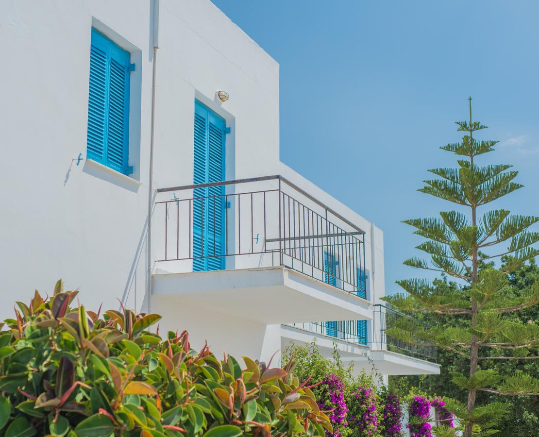 Ξενοδοχείο με διαμερίσματα Ostria &